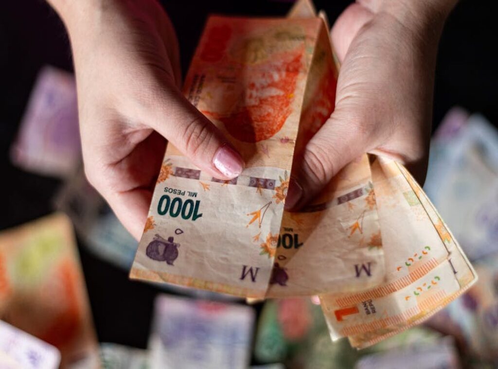 2300 pesos mexicanos a chilenos