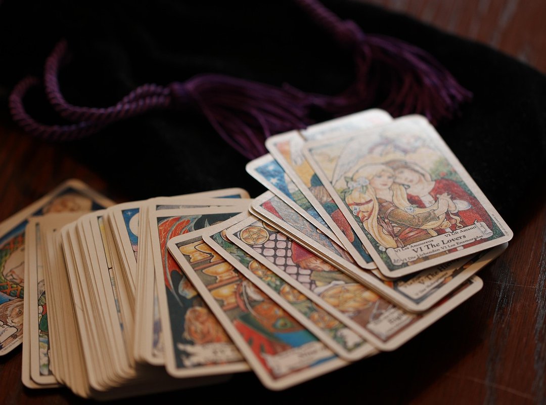 Top Free Tarot Alternatives for Deeper Insight