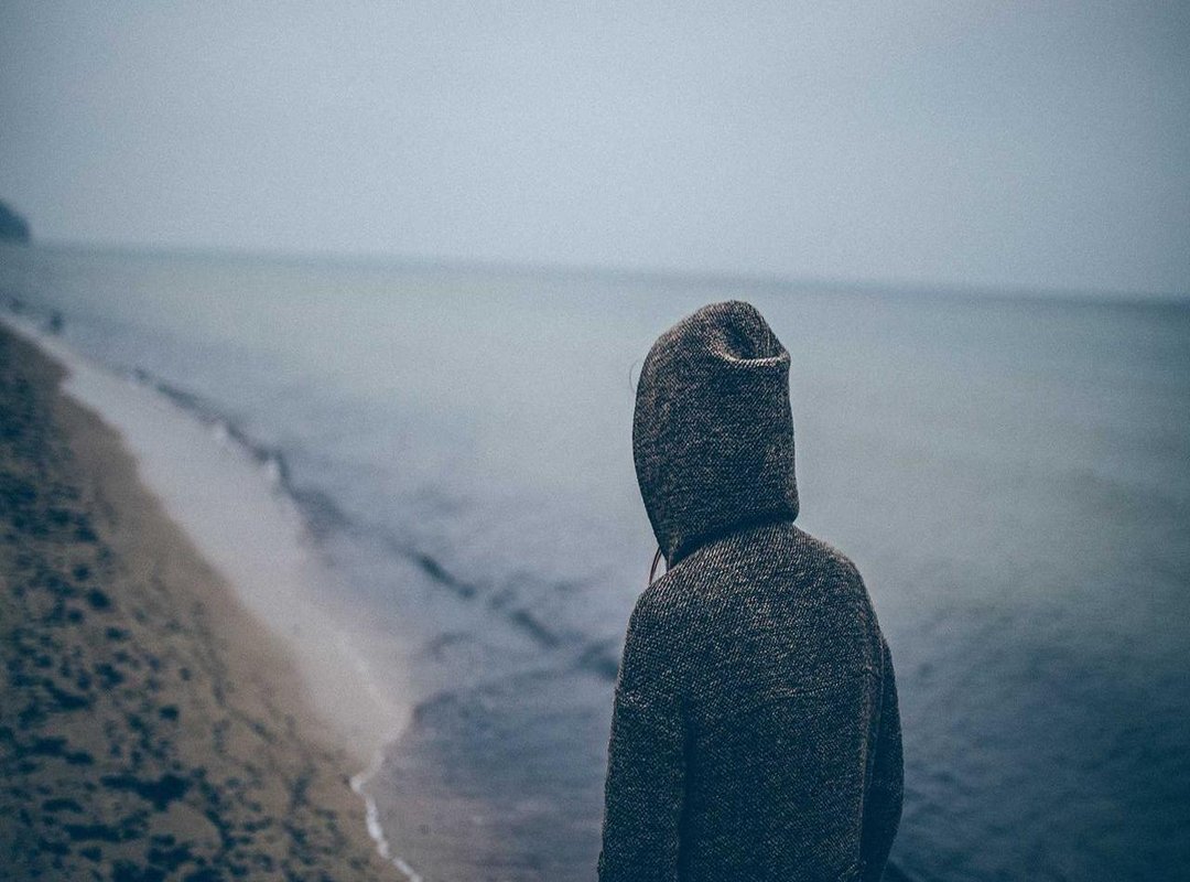 Inside Her Feed: Signature Content and Popular Posts